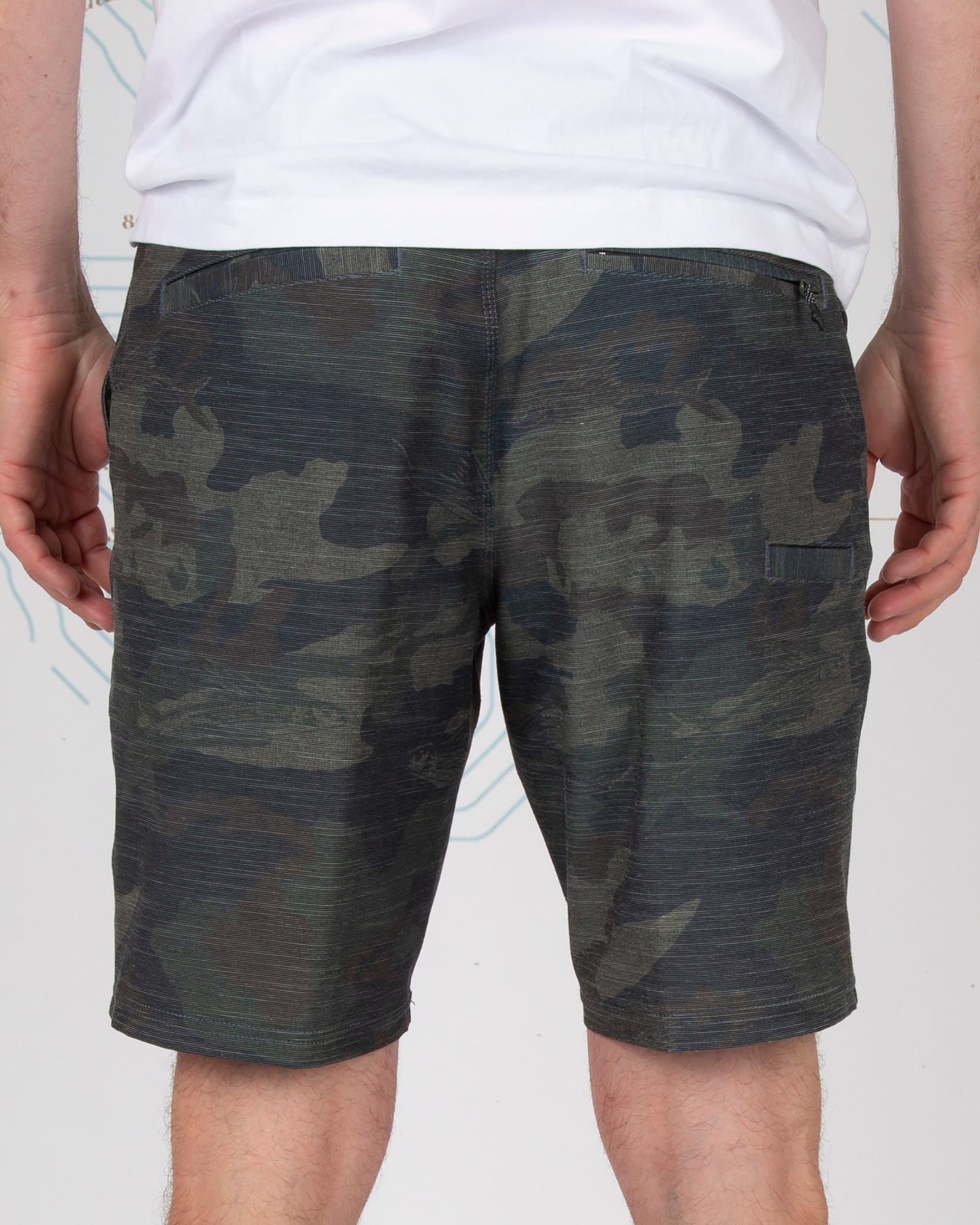 Salty crew hot sale hybrid shorts